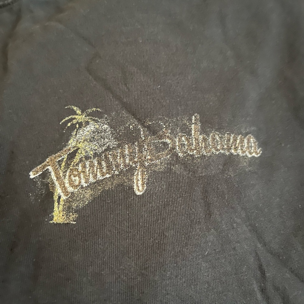 Tommy Bahama t-shirt. Luxury reel estate
